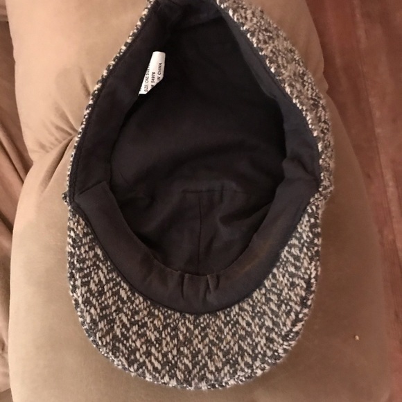 Hat - Picture 3 of 3